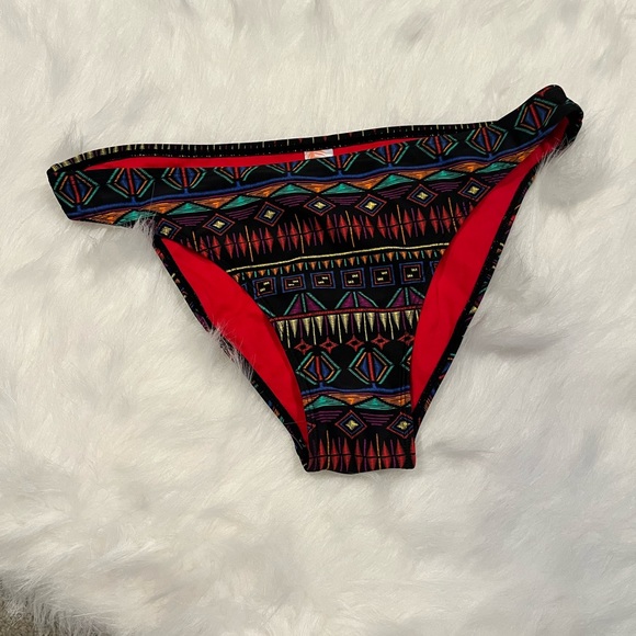 Bikini 👙 Bottom - Picture 2 of 3